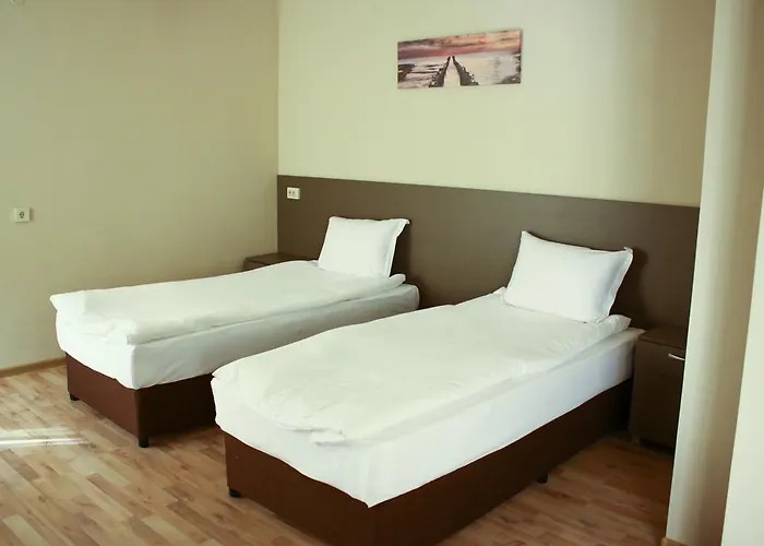 Guest House Central Pensjonat Kyrdżali